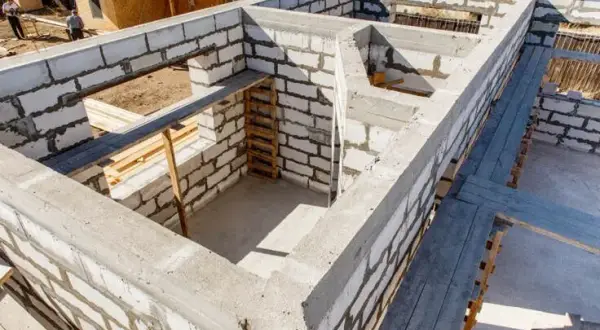Ile kosztuje strop Teriva na 100 m²? Możliwe pułapki cenowe i wydatki